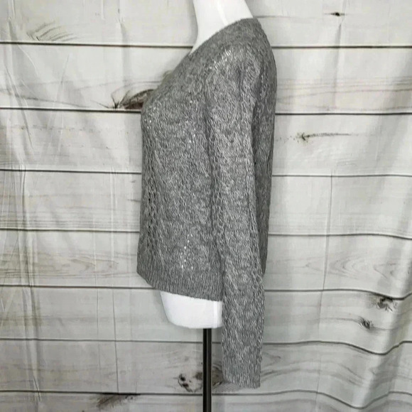 Aeropostale Women’s Sweater Small Gray Soft Long Sleeved Crew Neck Top - Picture 2 of 8